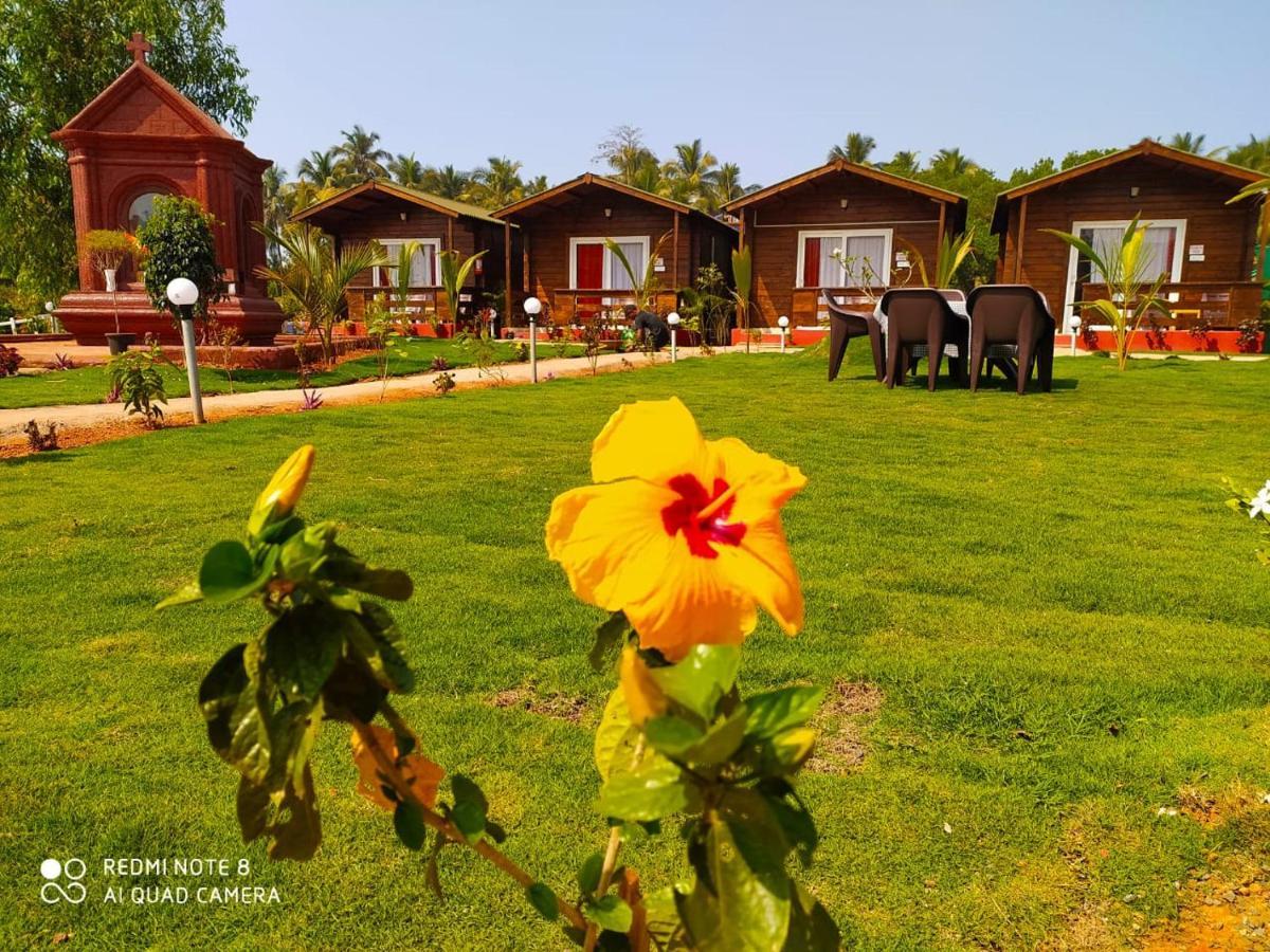 Bliss Water Hotel 3*